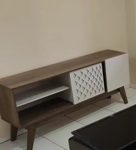 VENDE- SE