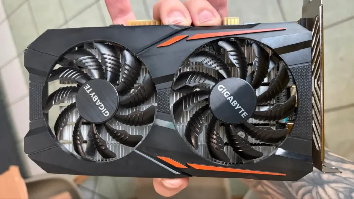 Placa de Vídeo Gigabyte GTX 1050 Ti OC 4GB GDDR5