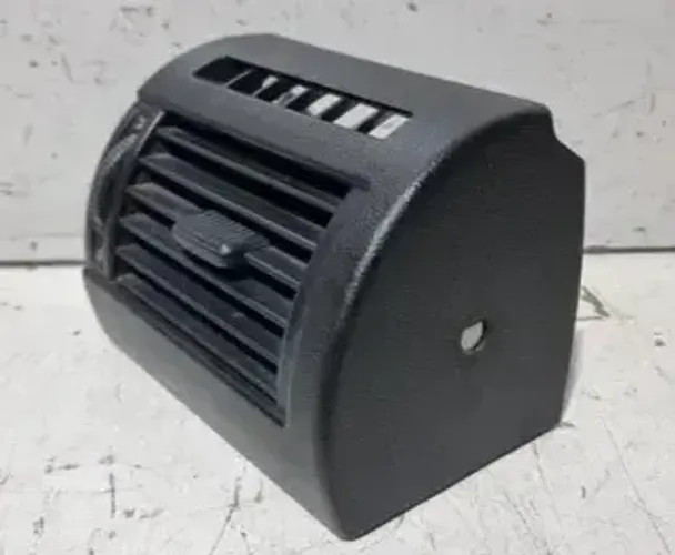Difusor de Ar Direito Fox Crossfox Spacefox