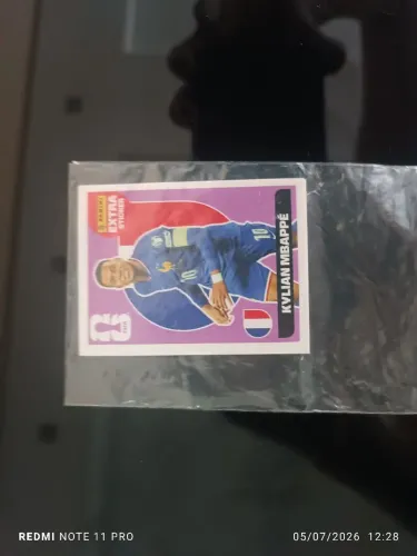 Figurinha LEGEND da Copa do Mundo [Kilian Mbappé]