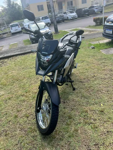 Oportunidade única de ter uma XRE 190