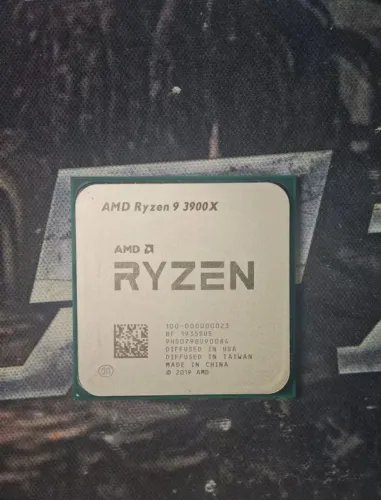 AMD Ryzen 9 3900 Núcleos 12/24 Threads 64MB Cache