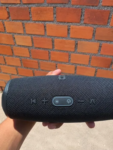 caixinha jbl charge5