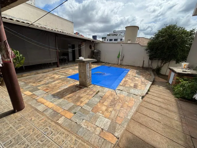 EXCELENTE CASA PARA VENDA!!