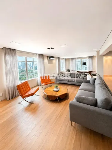 Apartamento inteiro reformado, com vista eterna para os Jardins e opção mobiliado
