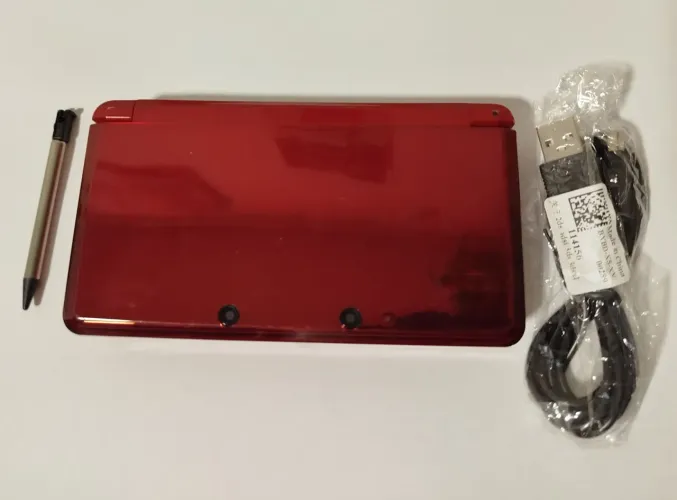 Nintendo 3DS red com 180 jogos