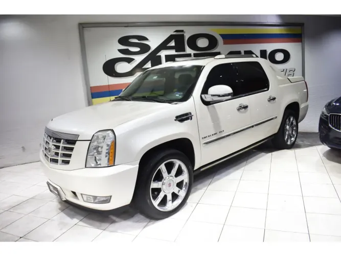 Cadillac Escalade AWD 6.0 V-8(at) 345cv 4P 2011