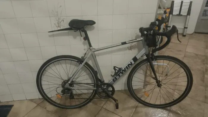 bicicleta btwin triban 100 L aro 29