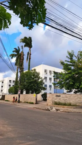 Apartamento para venda possui 60 metros quadrados com 3 quartos em Iputinga - Recife - Per