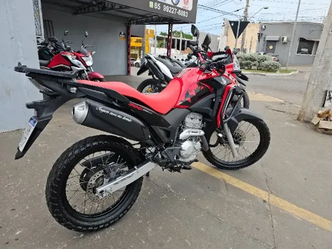 XRE 300 RALLY