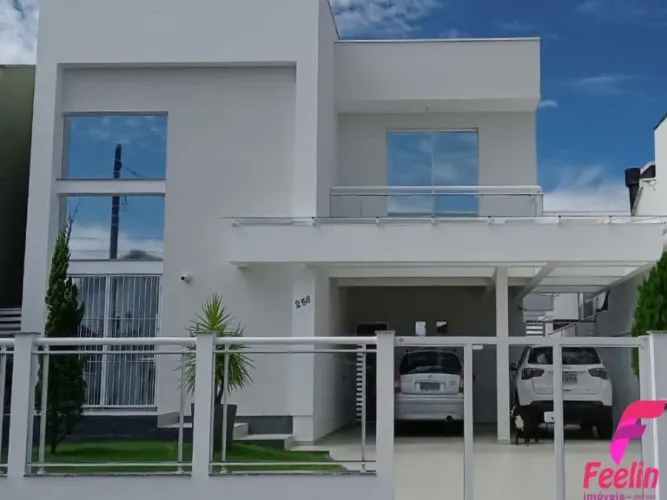 Casa Estilo Contemporâneo à venda com 4 dormitórios no Carianos