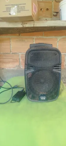 caixa de som amplificada Multilaser de 100W RMS, modelo SP241.