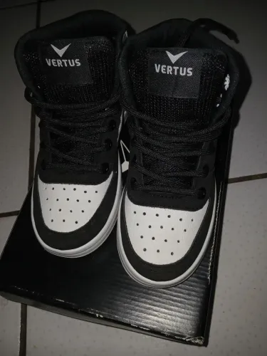 Vendo tênis infantil