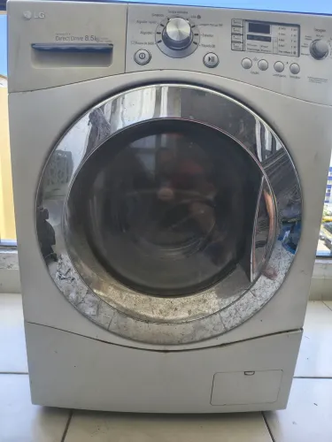 Lava e seca LG