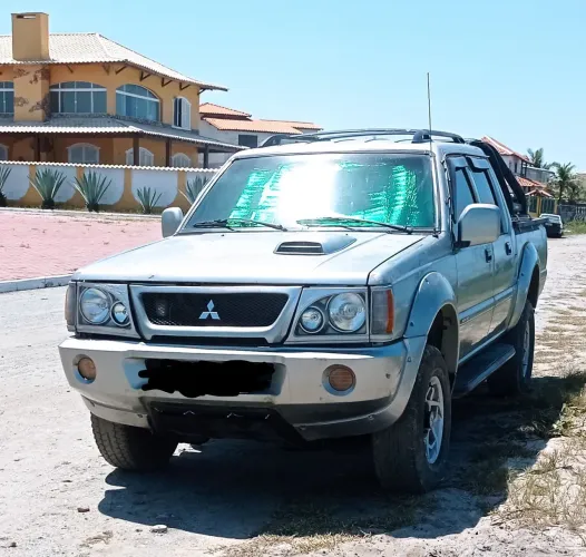Mitsubishi L200 GLS 2.5 4X4 CD Diesel 2003