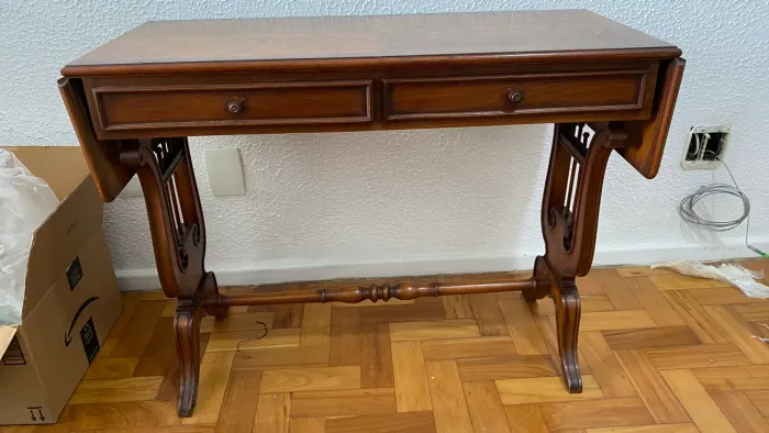 APARADOR CLÁSSICO DE ALTO PADRÃO COM ABAS DOBRÁVEIS