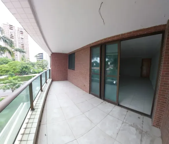 Monteiro | 140m | 4 Quartos 2 suites | 2 Vagas