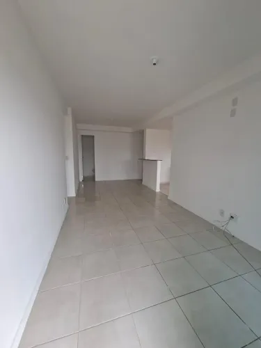 Apartamento à venda na Avenida dos Mananciais, Taquara, Rio de Janeiro - RJ