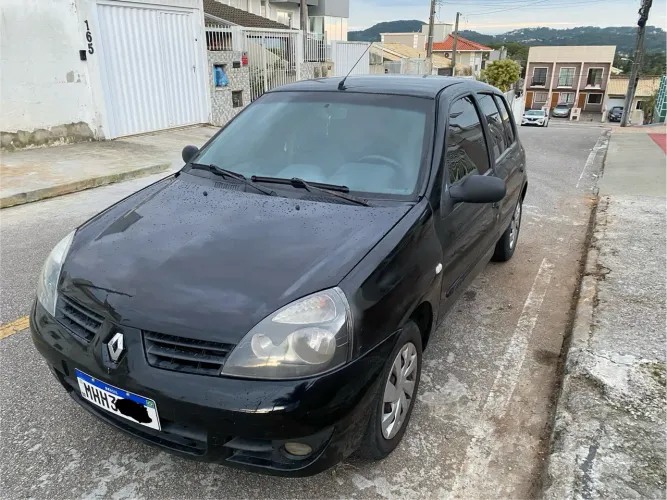 Renault Clio Hi-flex 1.0 16V 5P 2011