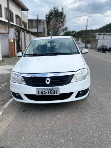 Renault Logan Expression Hi-flex 1.6 8V 4P 2013