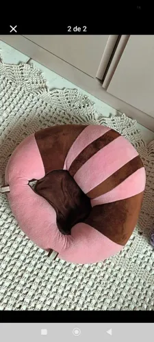 Almofada que ajuda bb sentar