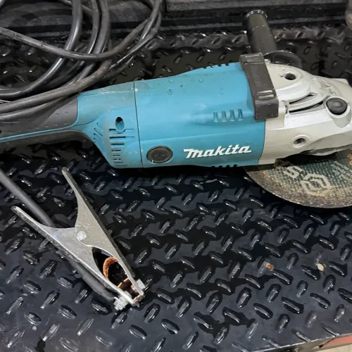 Esmerilhadeira Angular Grande 7 Pol. 2.200W Ga7020 Makita Azul Turquesa 50/60hz