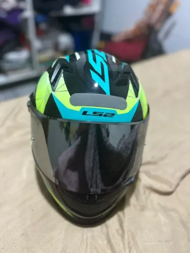 Capacete LS2