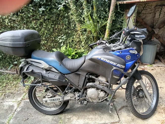 Teneré 250c Azul 2018