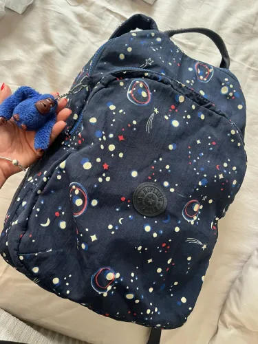mochila kipling azul estampada original