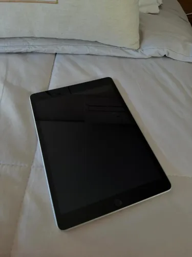iPad 9ª Geração 64GB Wi-Fi Prata