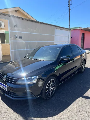 Volkswagen Jetta Comfortline 2.0 T.flex 8V 4P Tipt. 2016