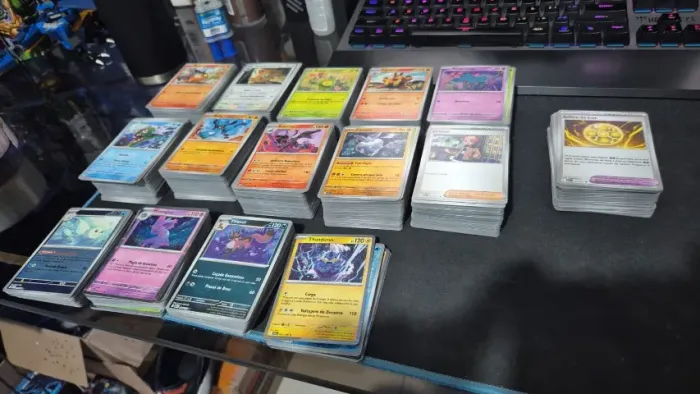 Mais de 1000 cartas pokemon