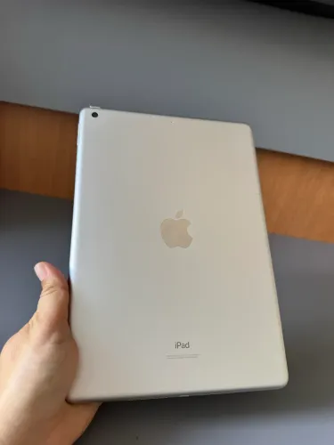 iPad 9