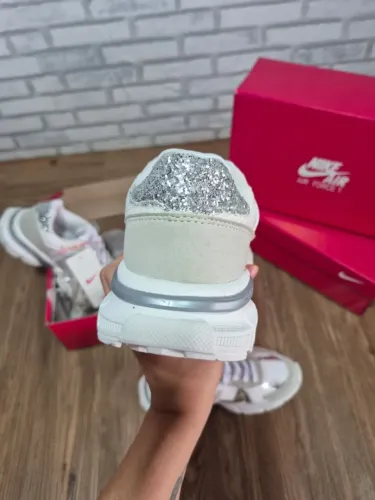 Tenis nike driwer esportivo