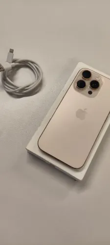 iPhone 16 Pro