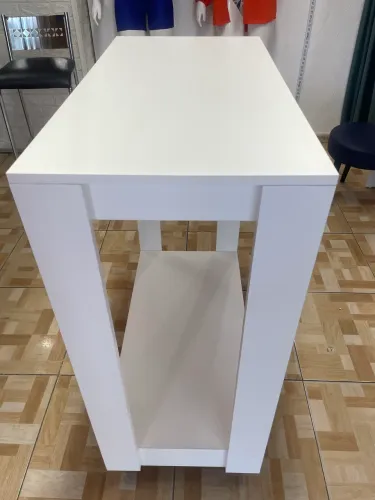 Expositor / Arara para Loja de Roupas com Prateleira - Branco