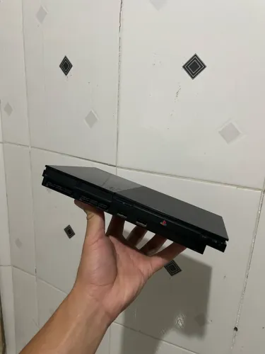 Vendo Ps2 slim, bem conservado.