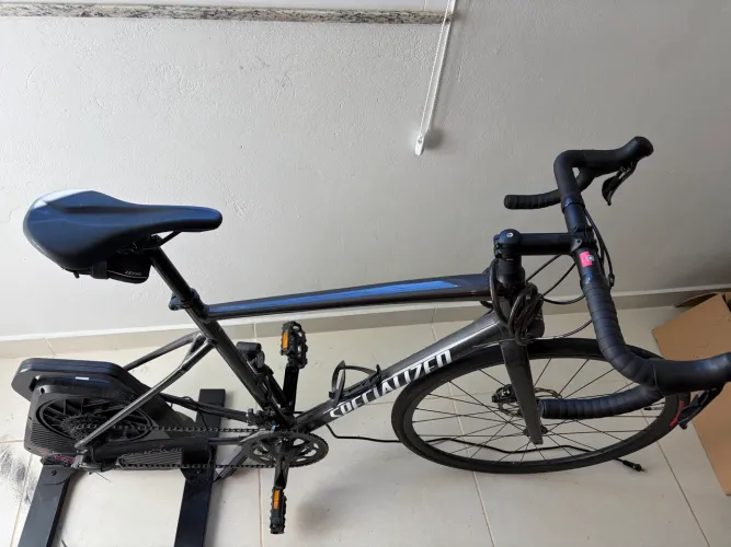 Kit Ciclismo: Specialized Allez (Seminova) + Smart Trainer ThinkRider