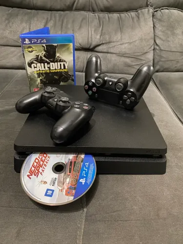 Ps4 slim + controles + jogos