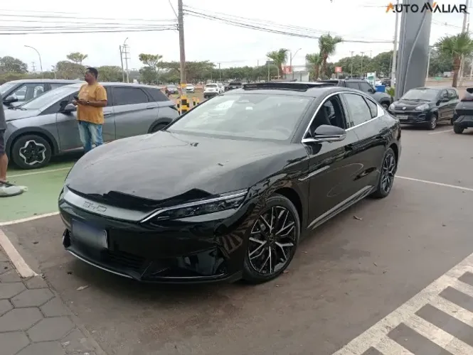 BYD Han EV (elétrico) 2024