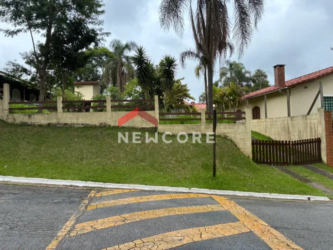 Lote em condomínio em Rua Pau Brasil - Chácara Recanto Verde - Cotia/SP