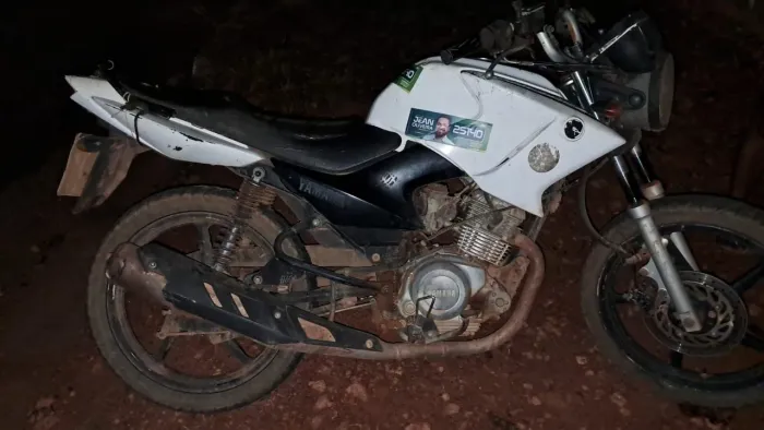 Estou vendendo está moto por motivo q comprei outra