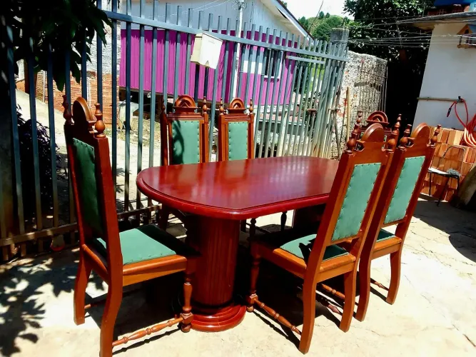 Vendo Mesa de Jantar com 6 cadeiras (EM 3X SEM JUROS)