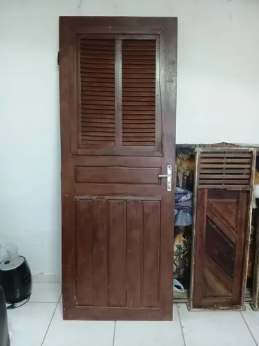 Porta madeira
