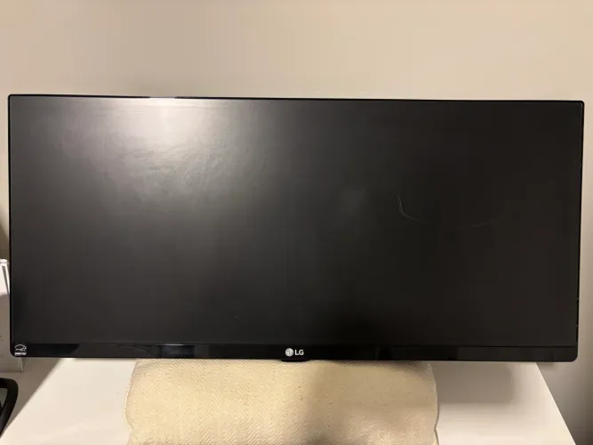 Monitor LG - Ultrawide - 24 polegadas