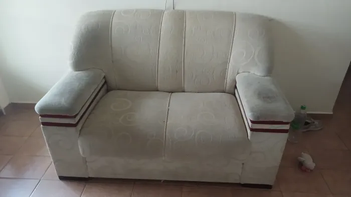 Sofá dois lugares