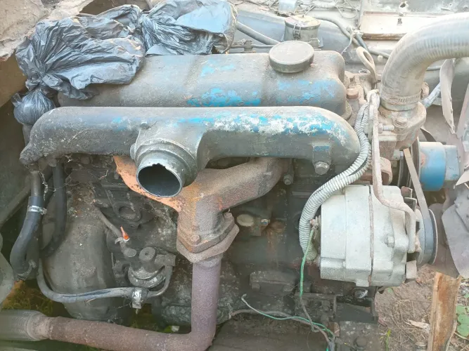 Vendo motor perkins q20b já baixado