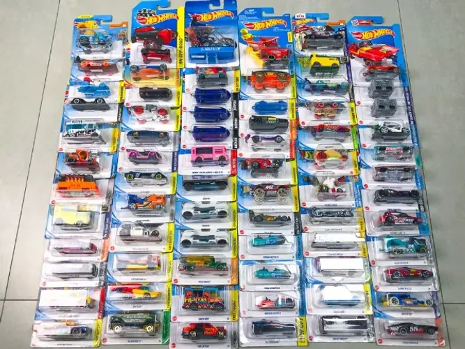 Coleção 72 Carrinhos Hot Wheels Produto Original