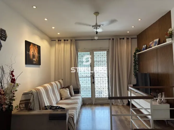 Apartamento Tipo Casa com Suíte e Churrasqueira em Madureira! PA01X