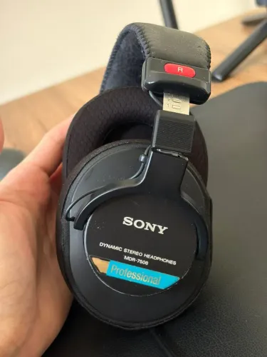 SONY MDR-7506